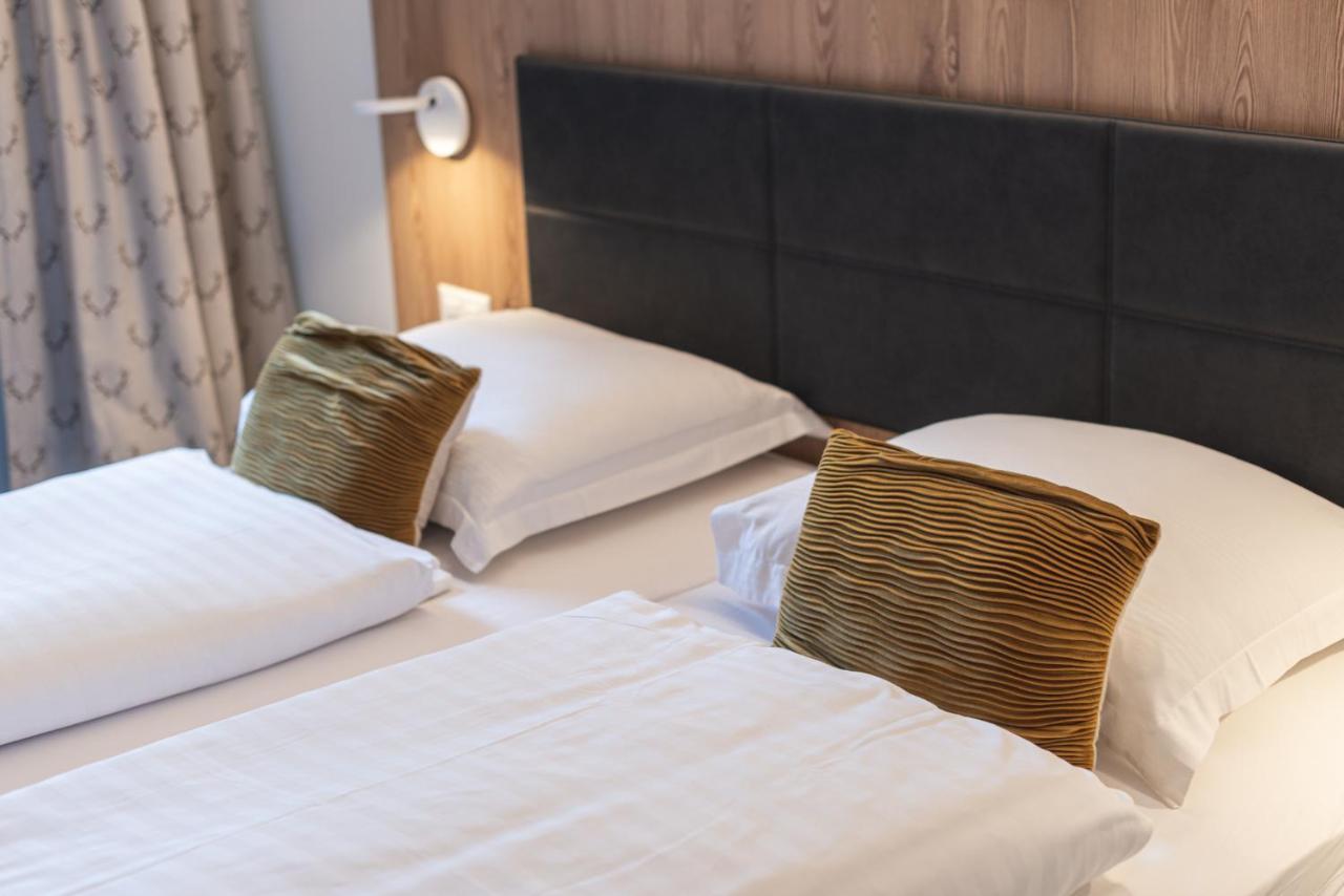 Central & Elegant Apartments,Partially With Fireplace, By Zermatt Rental Экстерьер фото